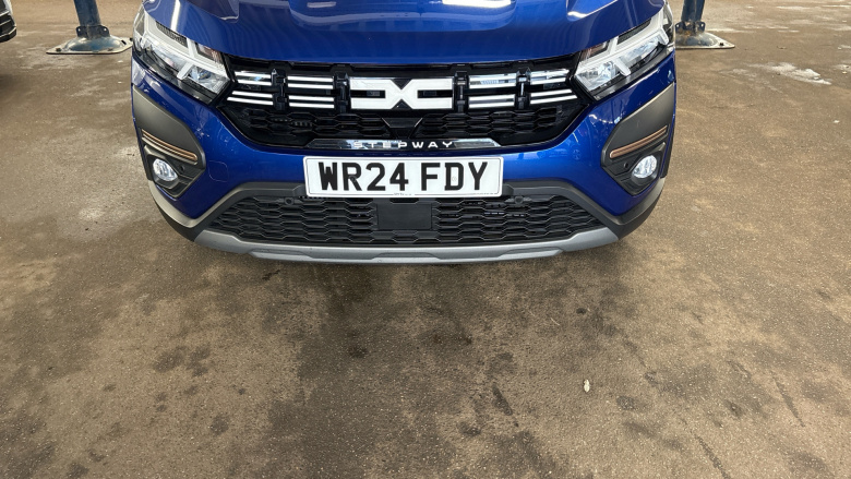 Dacia Sandero Stepway 1.0 TCe Extreme 5dr Petrol Hatchback